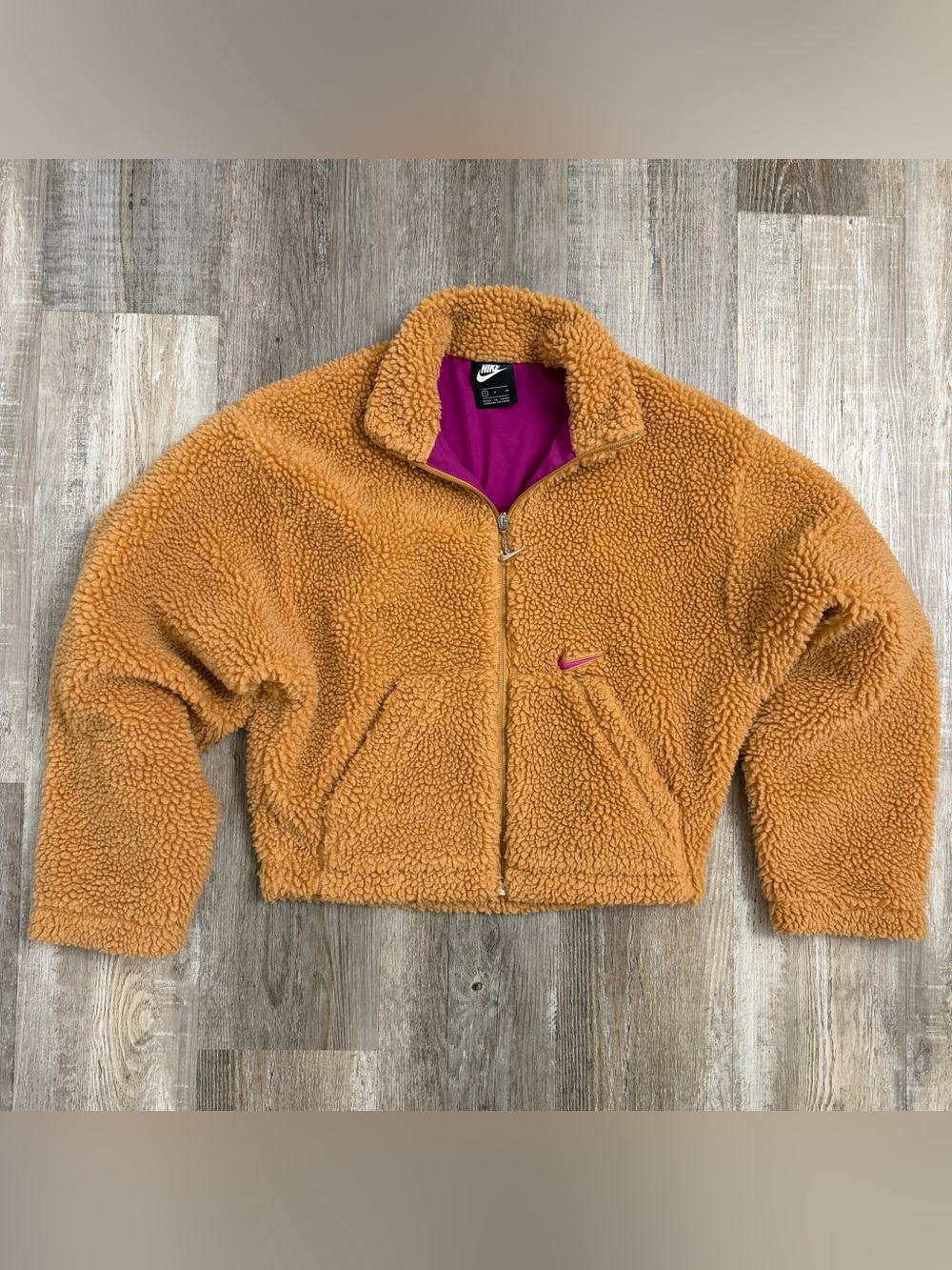 Nike Sportswear Women’s Sherpa Fleece Oversized Teddy in Elemental Gold, size S